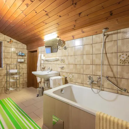 Haus Gerlinde Danler * ניוסטיפט אים סטובאיטל